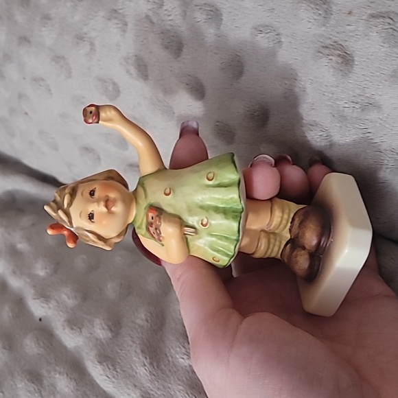 Herzlich willkommen forever yours vintage goebel Hummel 793 1994 - Picture 3 of 16